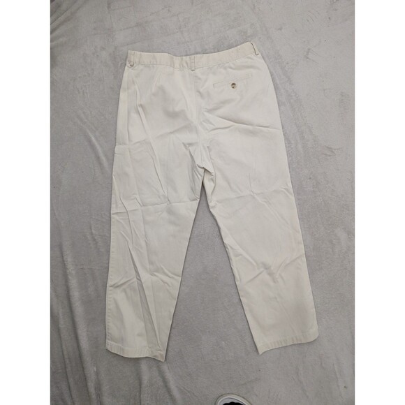 LL Bean Beige Ivory Khaki Classic Fit Straight Leg Pants Women’s Size 14 14P Pet - Picture 2 of 5